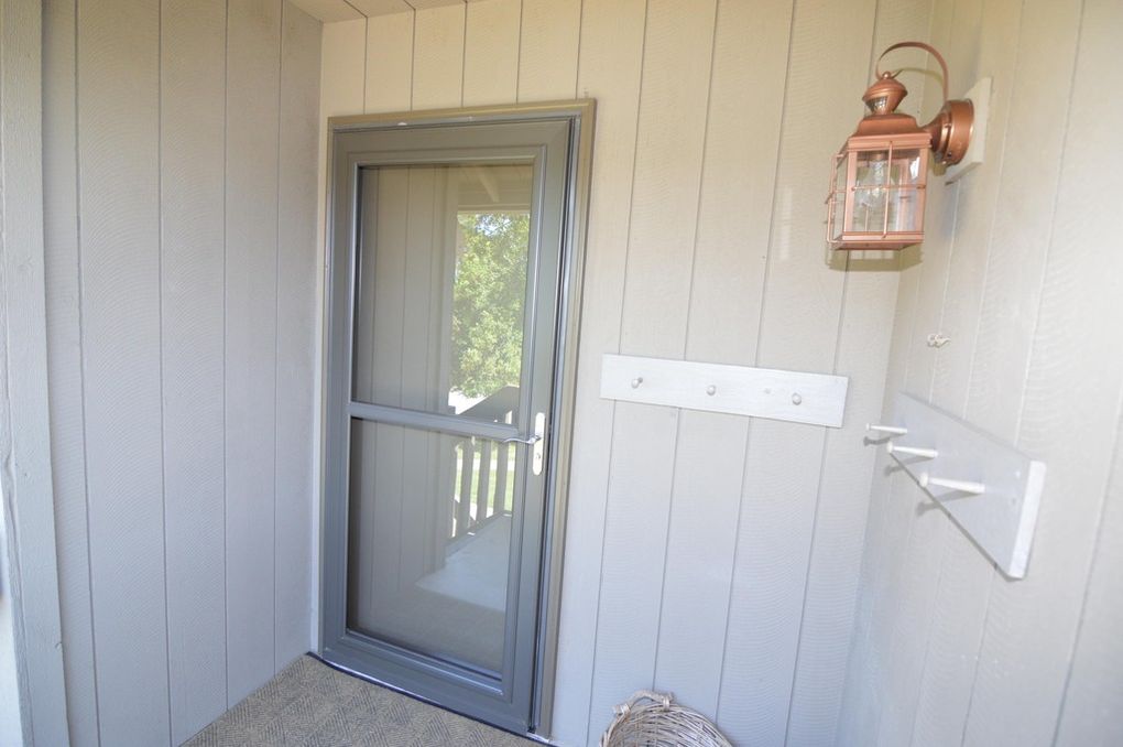 condo porch entry