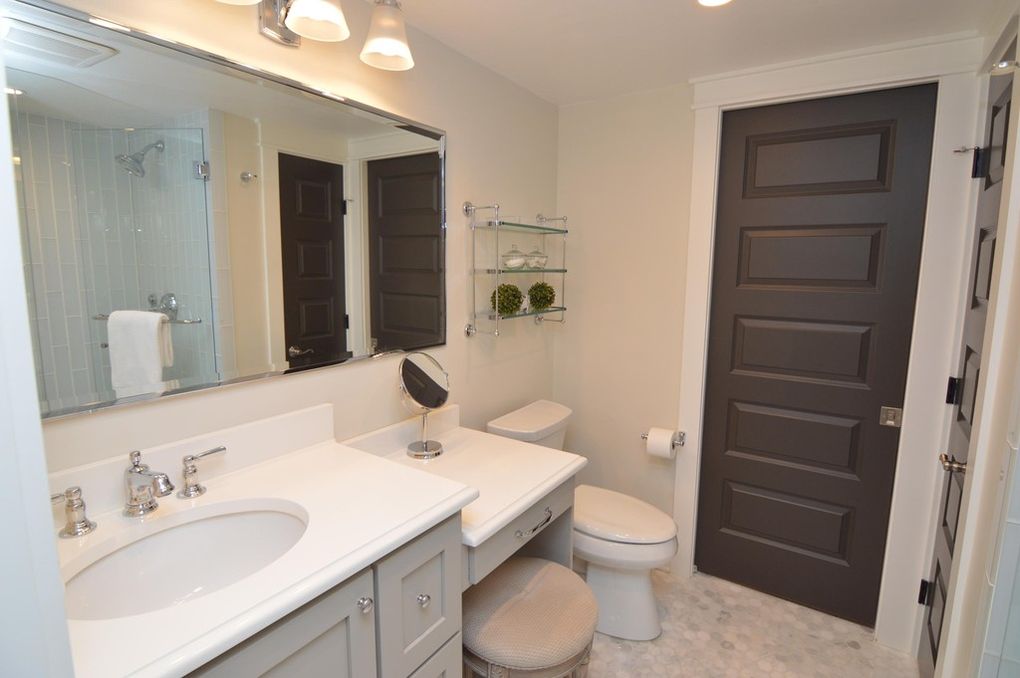 condo bathroom