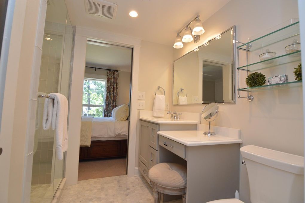 condo master bathroom